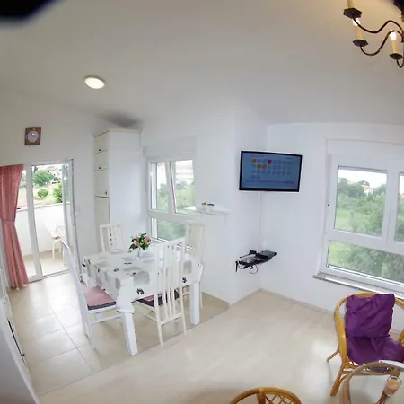 Апартаменты Light *